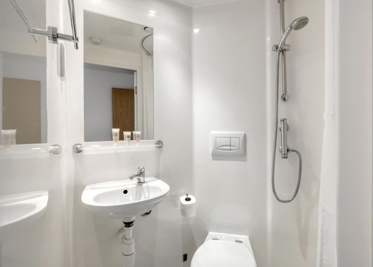 Central Single Room With Shared Kitchen In Luton Luton  Eksteriør bilde